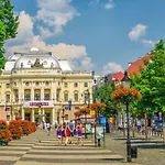 Elegant Escape Apartment II - City Centre