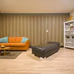 Vesna Convenient Apartment
