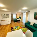 Wx Hotel