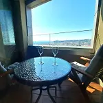 Prestigious Sky Park Apartment - Top City View - Traveller Awards 2024
