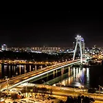 Moderny Apartman S Terasou