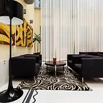 Roset Hotel & Residence