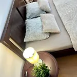 Apartment Tina - Old Town, Ac, Free Private Parking