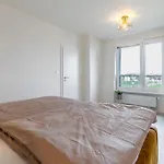 Cozy Apartment Near City Centrum And Bratislava Airport