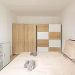Cityscape Oasis: Active Studio Heaven