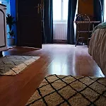 Sahara Studio With Shared Bathroom In City Centre