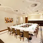 Roset Hotel & Residence