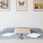 Feel Like Home @Strakova, Very Central Luxury Apt