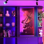 Ambient Lounge With Sundeck And Free Parking