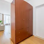 Matteo - Modern Appartment With Free Parking