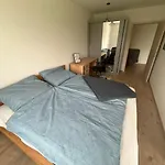 Modern Aparment In Moruse Compex With Free Parking
