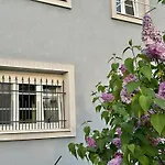 Milet Style And Spacy 2 Room Apartment With Ac In Bratislava Nivy