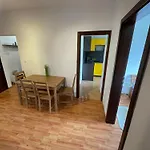 3-Bedroom Apartment By Zako