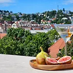 New Design Top-Class Suite Next To The Castle-Free Parking-Terrace
