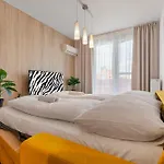 Lam Safari - Balcony - Ac - Free Parking