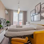 Lam Safari - Balcony - Ac - Free Parking
