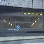 Yarn - Brand New - Free Parking - Balcony With City View - Central Shopping Mall