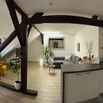Vip Apartment In Old Town With Free Parking