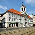 City Center Best Location Apartmen In Old Town