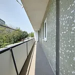 Riverside Center, 3 Bedroom Garage