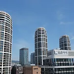 Apartment In Panorama City