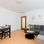 Bnb Old Town Oasis 3