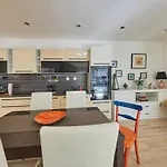 Stylish Apartment Next To Bratislava Castle, Top Location
