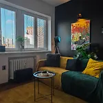 Central Quirky Apartment