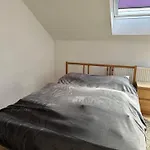 B Private Room In City Center In Bratislava