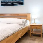 Mickiewiczova Apartment Free Parking By Veronika & Jano
