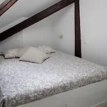 Vip Apartment In Old Town With Free Parking