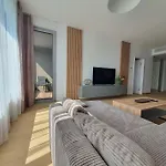 Modern Apartment With Garage Parking