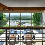 River View Apartments Hotel