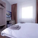 Aviator Garni Hotel Bratislava