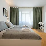 Verve Home Old Town Dunajska 2