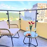 New Apartment With Garage Place