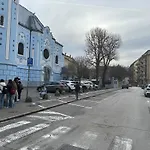 Sunny House One
