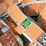 Arya - Spacious Penthouse Duplex With Rooftop Patio In The Main Square