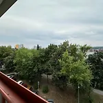 Peaceful Relaxation Apartment - Free Parking