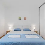 Pilot Apartment - With Parking