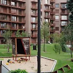 Zwirn Apartment