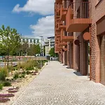 Bnb Zwirn Comfort Suite With Balcony
