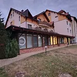 Apartment Whit Balcony And Lake View Bratislava Checkin - Drazdiak