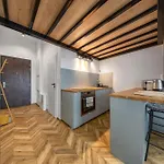 Apollo Luxe, Near Downtown, Private Parking