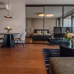 Premium Suite, River & Old Town View,Free Parking
