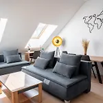 New Cozy Apartment In Heart Of Bratislava Free Garage Parking