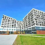 Bris Apartment, 1-2 Guests, Free Parking & Wifi, 4Km Downtown, Bratislava