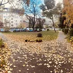 Priestranny Apartman- S Vynikajucou Dostupnostou