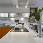 City Connect Apartment