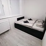 Apartment Halovaa